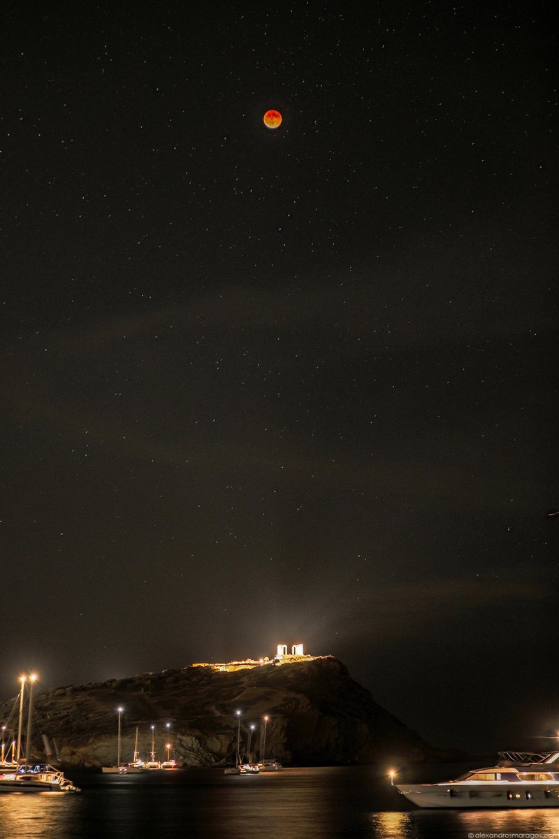 Marios Karatzias (@marioskaratzias) on Twitter photo Beautiful 😍
The Total #LunarEclipse turns the moon blood red in the night sky over the Temple of Poseidon at Cape Sounio, #Greece on Sept 07, 2025.
by <a href="/AlexMaragos/">Alexandros Maragos</a> Beautiful 😍
The Total #LunarEclipse turns the moon blood red in the night sky over the Temple of Poseidon at Cape Sounio, #Greece on Sept 07, 2025.
by <a href="/AlexMaragos/">Alexandros Maragos</a>