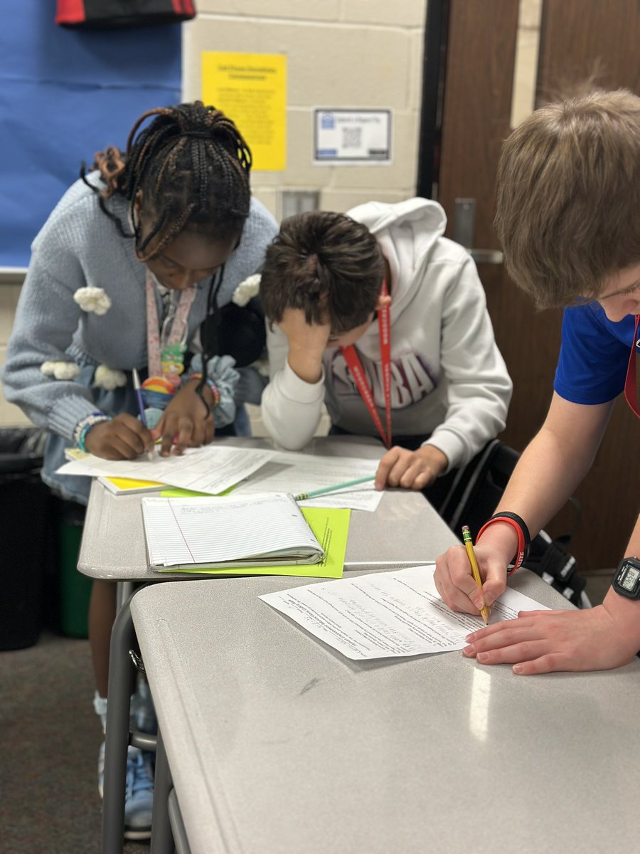 Hannah Russell tweet media