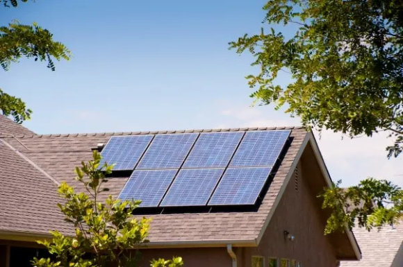 hrcroofsolarinc's tweet image. Our expert team at HRC Roofing &amp;amp; Solar offers tailored solutions to address roofing issues while seamlessly integrating solar technology. Learn how we can enhance your home&apos;s efficiency: monkeylink.co/888773 
#SolarIntegration #EastBayRoofing