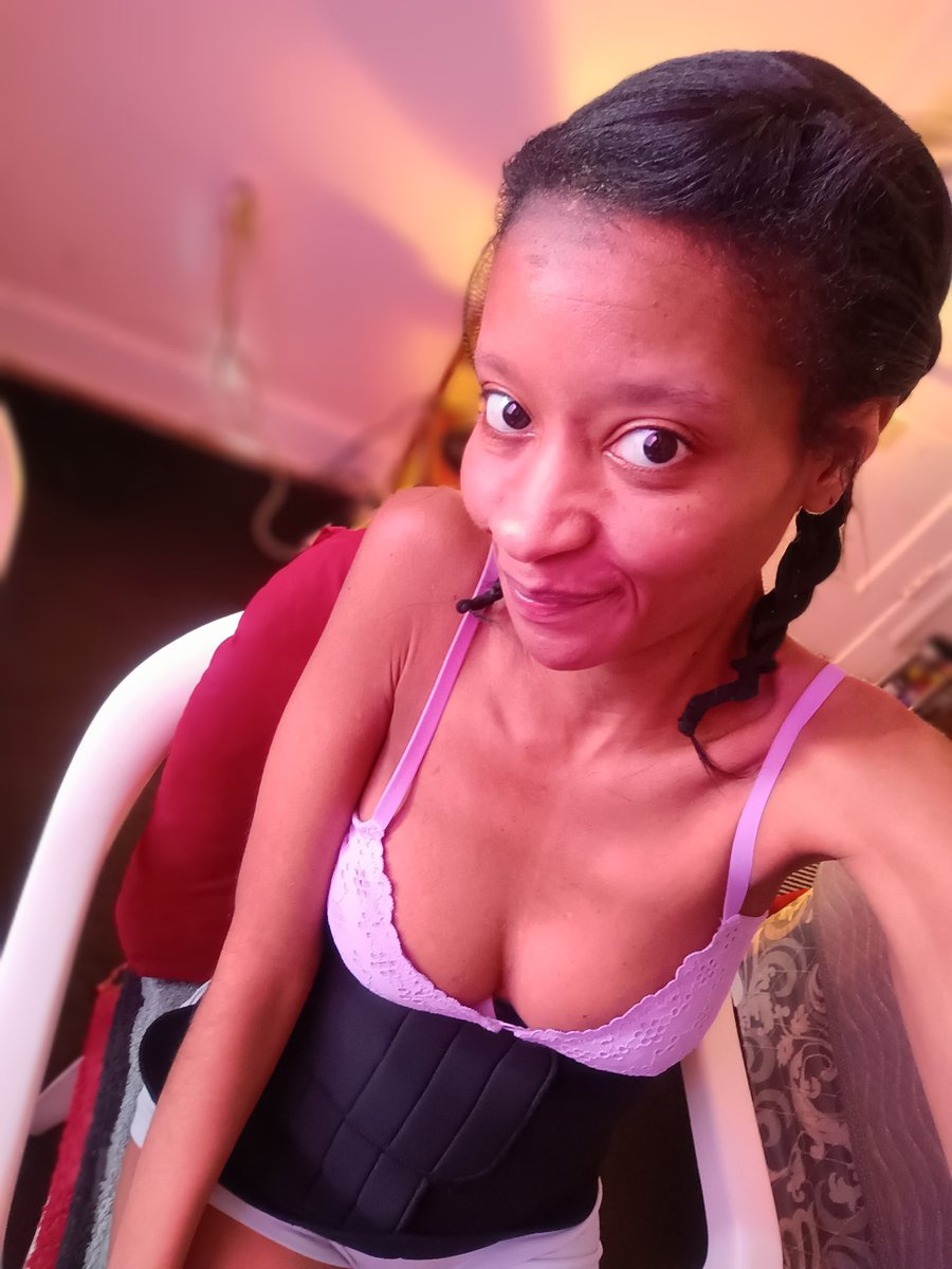 Elif Nur Yel in a revealing pose