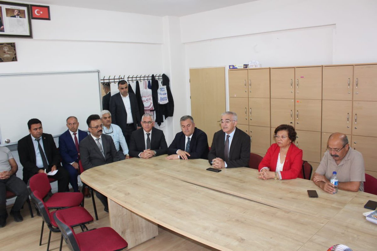 2025-2026 EĞİTİM-ÖĞRETİM YILI AÇILIŞI YAPILDI

2025-2026 eğitim-öğretim yılı açılışını 8 Eylül’de Cumhuriyet İlkokulu’nda gerçekleştirdik. Yaz tatili sonrası öğrencilerimizin okullarıyla buluştuğu bu özel günde, onların heyecanına ortak olduk.