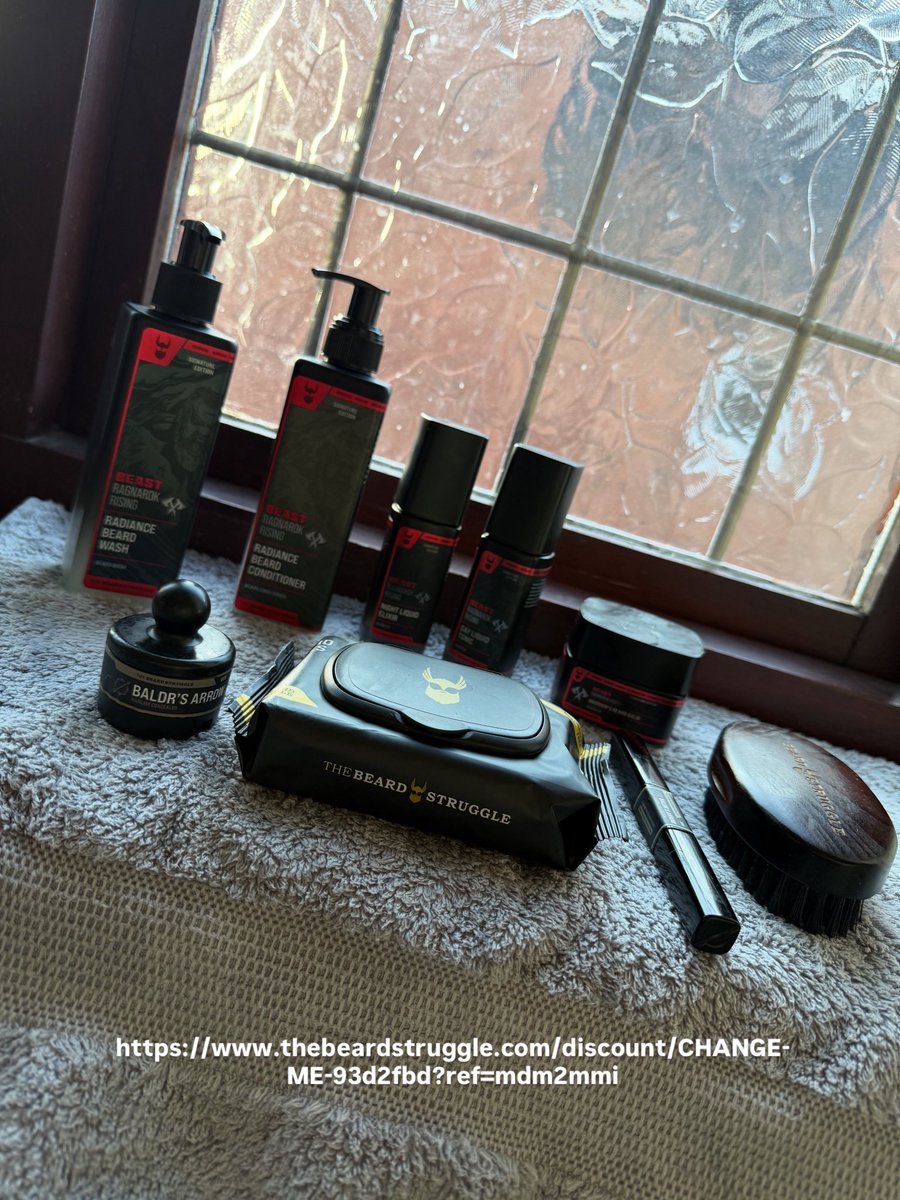 CommunityRNGav's tweet image. Just leveled up my beard game 🧔🔥
Birthday gift = Beast Beard Kit from @thebeardstruggle 👌

Want in? Get 20% OFF here:
👉 thebeardstruggle.com/discount/CHANG…

#BeardGoals #TheBeardStruggle #BeardCare