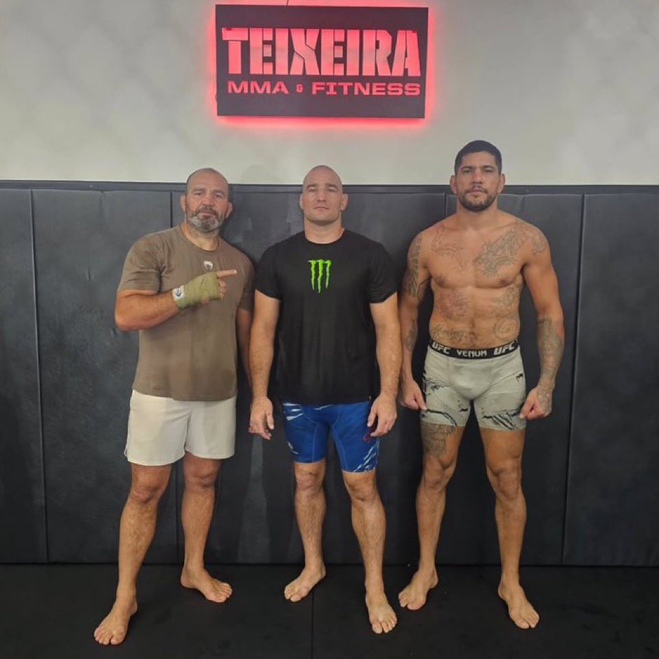 DamianMMA_'s tweet photo. Sean Strickland joins Alex Pereira for his ufc 320 title shot in October https://t.co/7kTmTqFAr4