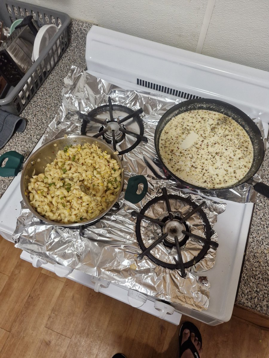 nullnotdev's tweet image. If coding doesn&apos;t work out, I&apos;ll cook. Until then, I&apos;ll keep pretending I know what I&apos;m doing in programming.