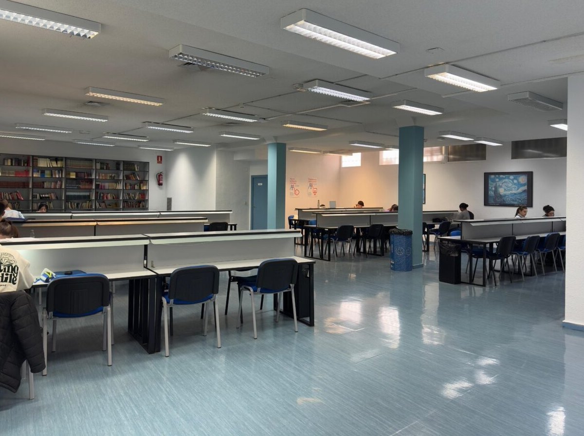 📚¡Ya estamos en septiembre y con la vuelta a las clases toca concentrarse!
Si necesitas un lugar para estudiar, las salas de estudio de las Juntas de Distrito están a tu disposición

✅ 20 salas en toda la ciudad
📍 Desde Arganzuela hasta Villaverde

 👉informate.madrid.es/w95ge12