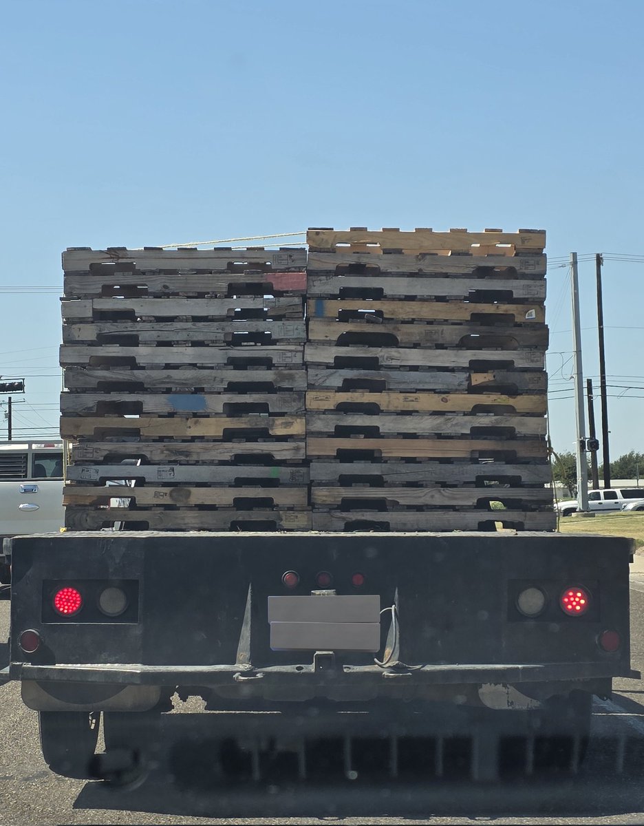 stuck behind the 2v8 truck