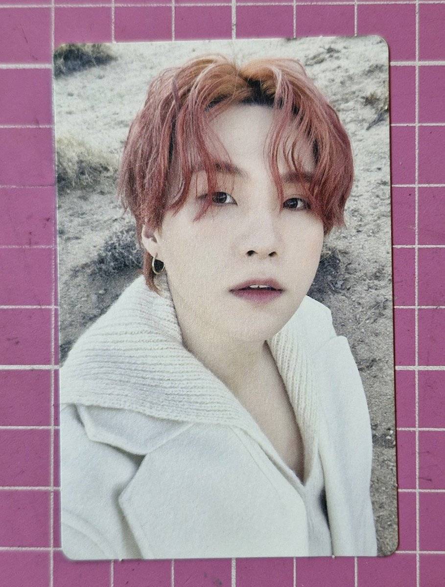 mandy_Jhs's tweet photo. VENDA/VENDO BTS: PHOTO-FOLIO ME, MYSELF &amp; SUGA 

💰120,00 random 
📸Mais fotos/vídeos na DM  
💌Envio imediato
⭐️ Só tenho feedbacks POSITIVOS https://t.co/Op3KpCmBcN