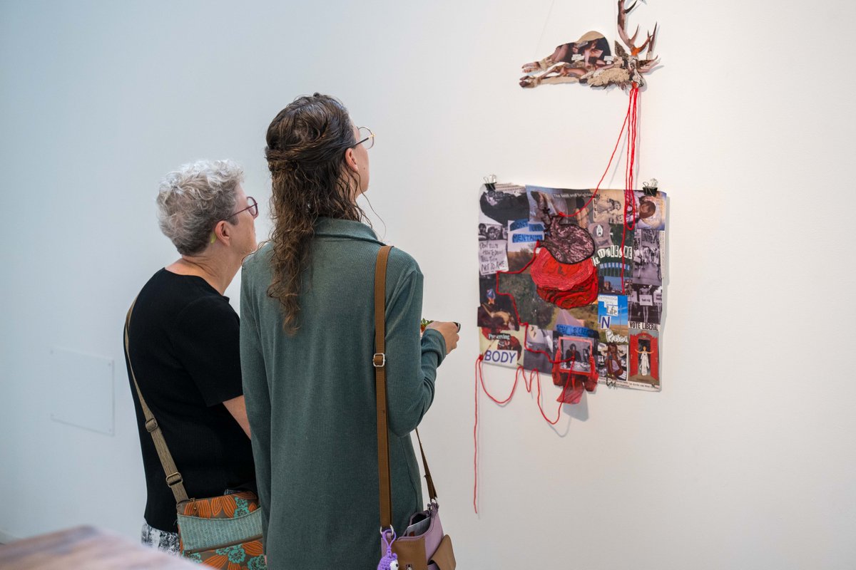KY_CAD's tweet photo. All smiles at the 2025 Student Showcase Opening Exhibition! 🎨 Featuring KyCAD student work from the 2024–25 year. Public viewing: Wednesdays 11am–1pm. On view until Sept. 11! 

#KyCAD #ArtExhibition  #StudentShowcase #StudentArt #ArtGallery https://t.co/8tvdA9kLiJ