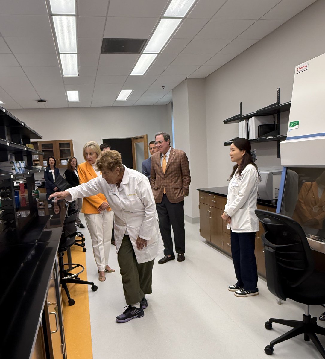 DondePlowman's tweet image. As a university reaching the next level, I was thrilled to showcase the new @utknursing home, the @utmedicalcenter Nursing Building, to our @UTKnoxville Advisory Board. Appreciate Dean Niederhauser and her team for showing firsthand how our Vol Nurses will learn and excel here.