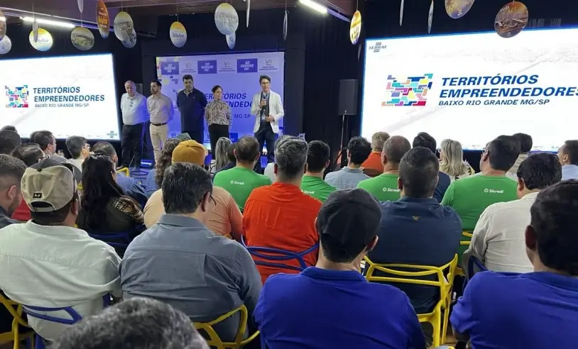 sebraeminas's tweet photo. Sebrae lança Programa Territórios Empreendedores no Triângulo Mineiro. Iniciativa visa articular lideranças de Minas Gerais e de São Paulo para gerar desenvolvimento sustentável para a região.

Saiba mais em: https://t.co/PGRo4mRD2z https://t.co/AavR2P9TVh