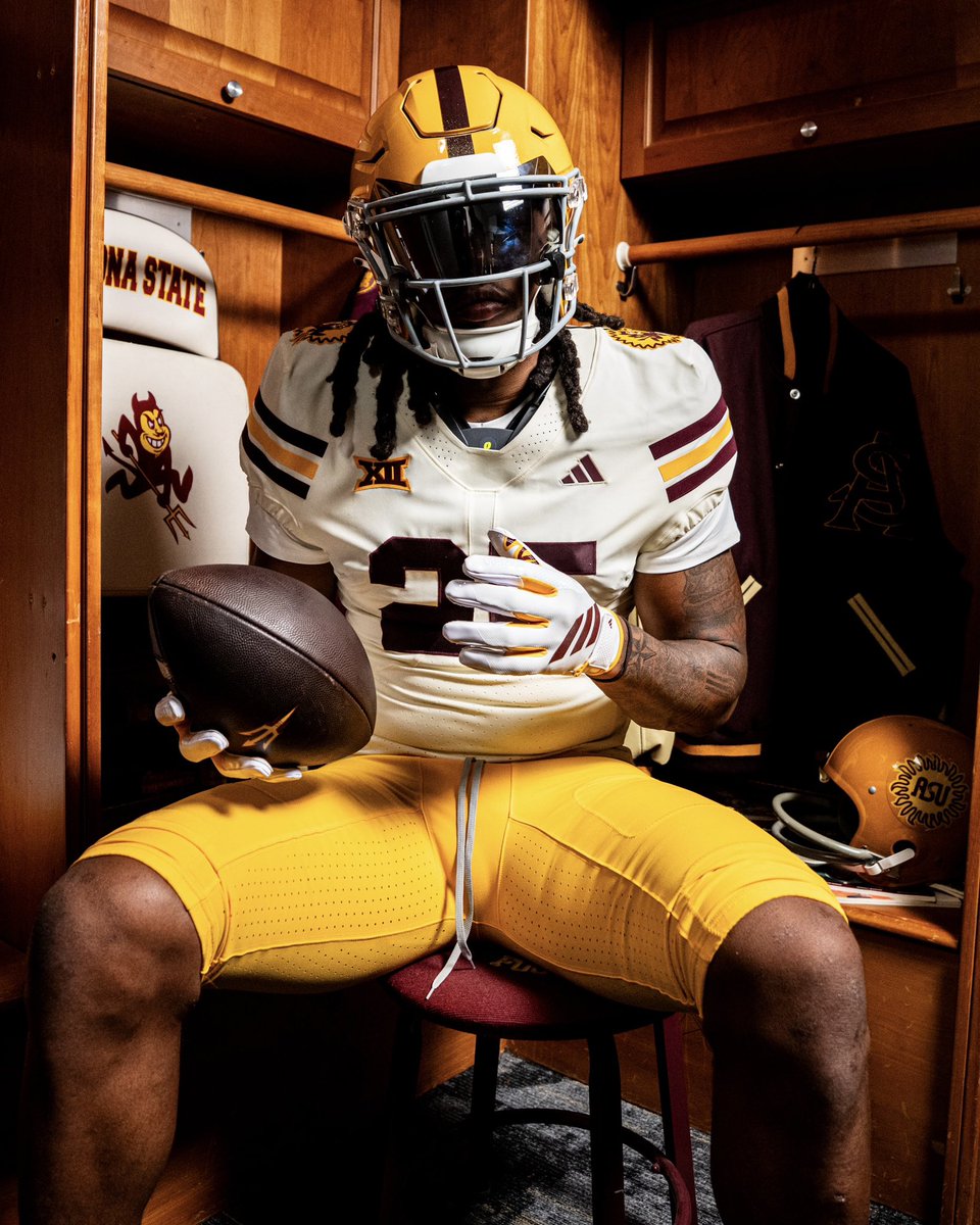 ASUFootball's tweet image. A closer look at the new threads 🔥