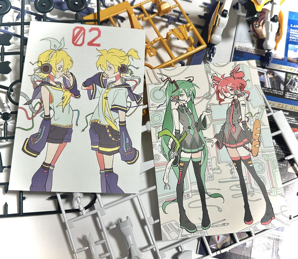 Bthr_6y's tweet image. 이번주 토요일에 잠깐 서코 부스내요!
CN_06입니다!
 
바빠갖고 그림을 못 그리는 바람에 이 그림 둘로만 굿즈 돌려막기 합니다🥹

역류성식물원 엽서랑 스티커도 무나할 예정입니다..!