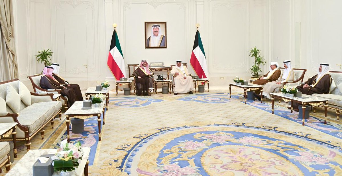 سمو ولي عهد دولة الكويت يستقبل سمو الأمير تركي بن محمد بن فهد.
spa.gov.sa/N2392985
#واس_عام