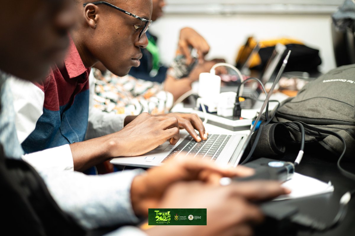 compengKNUST's tweet image. 📍𝐈𝐧𝐭𝐞𝐫𝐧𝐚𝐭𝐢𝐨𝐧𝐚𝐥 𝐋𝐢𝐭𝐞𝐫𝐚𝐜𝐲 𝐃𝐚𝐲 𝟐𝟎𝟐𝟓

Literacy is not only words on paper. It is also knowing how to use digital tools, systems, and data.

At Computer Engineering, KNUST, we build both.