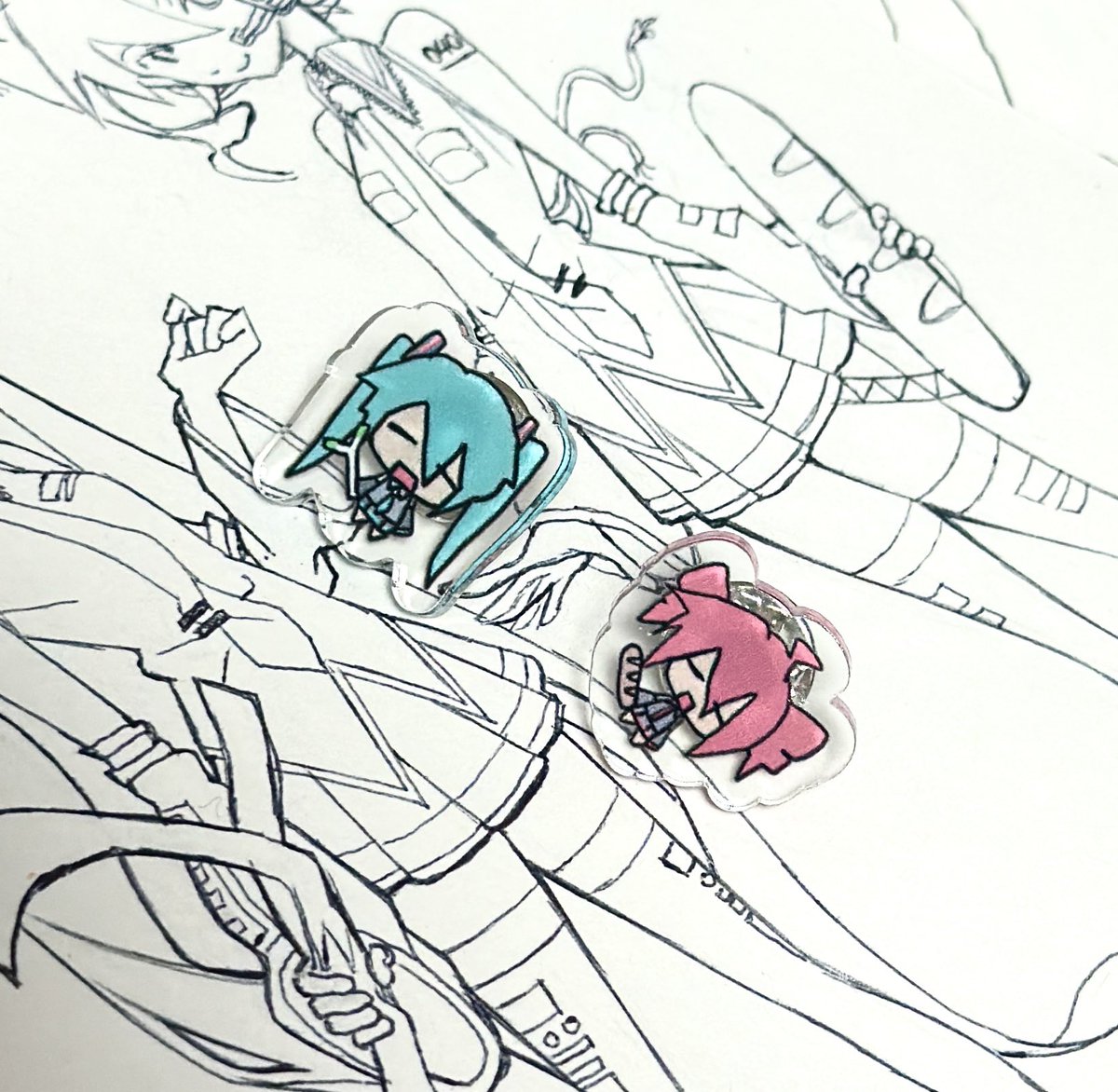 Bthr_6y's tweet image. 요런 핀뱃지도 판매할 예정입니다.

잘 부탁드리겠습니다!