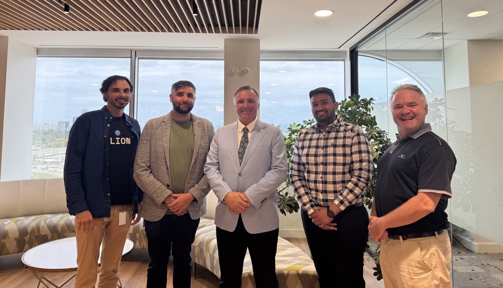 think_swift's tweet image. Last week, we wrapped an insightful session with our new partner @goclio, the leading legal software for US and Canadian law firms. We're excited to work together to help firms work smarter, serve clients better, and protect every detail.
#ThinkSwift #ClioPartner #LegalTech