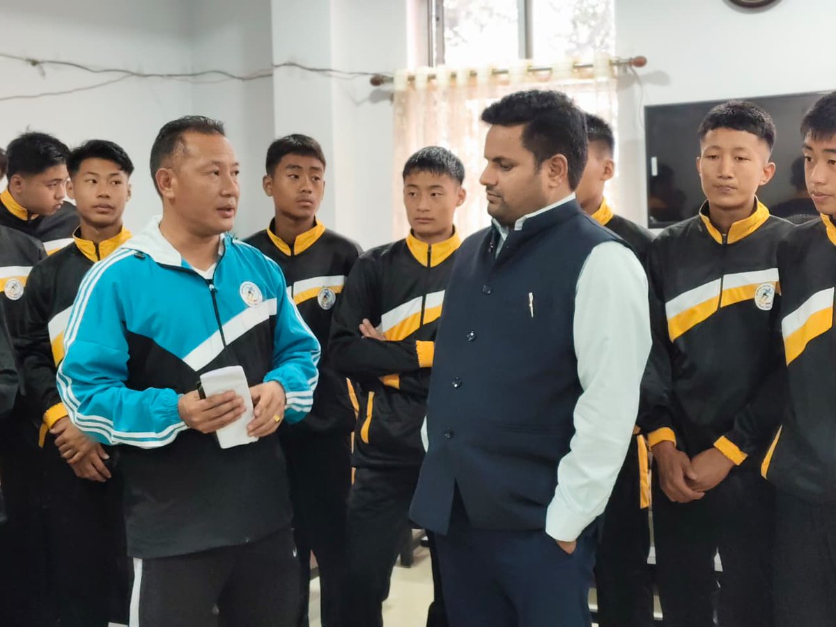 Shri. Ajit Kumar Verma, IAS, Deputy Commissioner officially launched the Team track suit and field track uniform at his Office for the upcoming 2nd edition of Nagaland Junior Athletics Championship 2025. The launch was also attended by Shri. Temsuchuba SDO(Civil), Mokokchung.