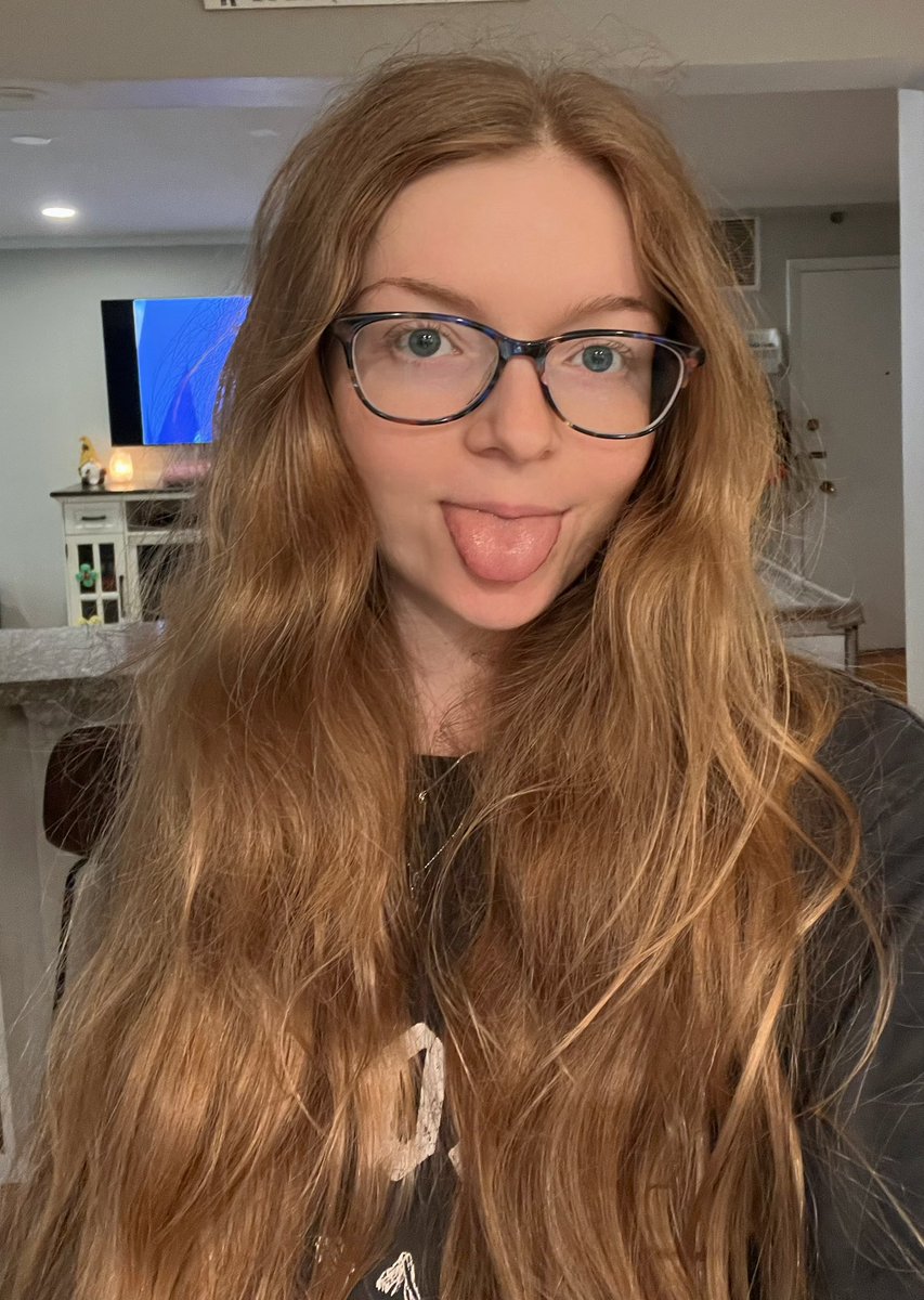 Cale 🥬 tweet media