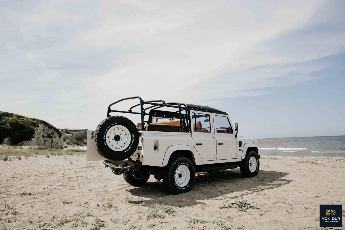HemmingsNews's tweet photo. Fully restored 1997 Defender 110 Beach Runner, 300TDI, 5-speed manual, stunning African Teak floors, and a soft top ready for any adventure.
Available Now https://t.co/MPQAz7XTHK
#Hemmings #Defender110 #ClassicLandRover #RestoredRover #CollectorCar https://t.co/EBpks132Y1