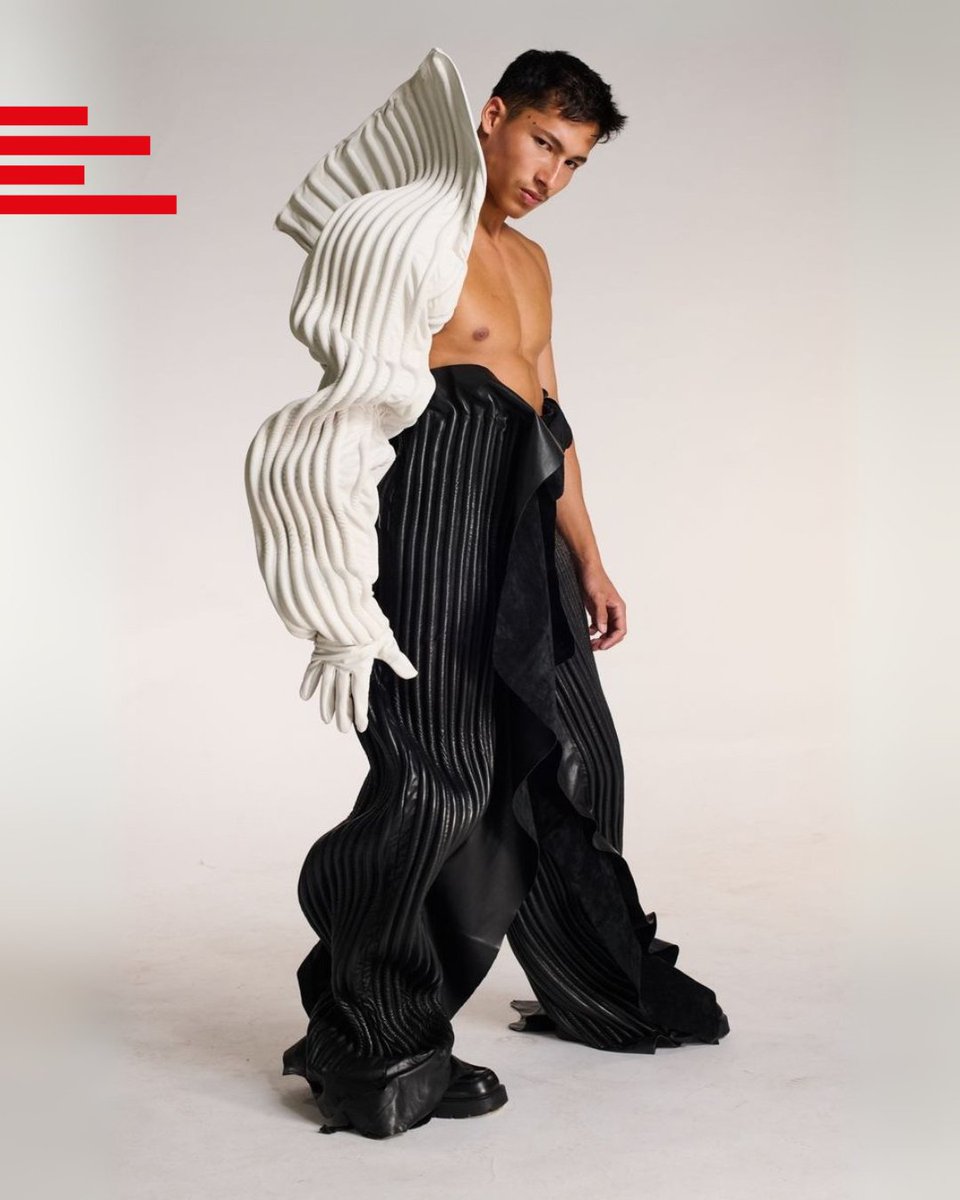 _Real_leather_'s tweet photo. Meet Islam Nashef – 2025 RLSD International Student Design Competition Apparel Category winner, for his piece Shields.📍 Bezalel Academy of Arts and Design, Jerusalem

https://t.co/COBNBJZRIy

#RLSD #studentdesigncompetition #leatherdesigns #RealLeatherStayDifferent https://t.co/9WCv31IWFV