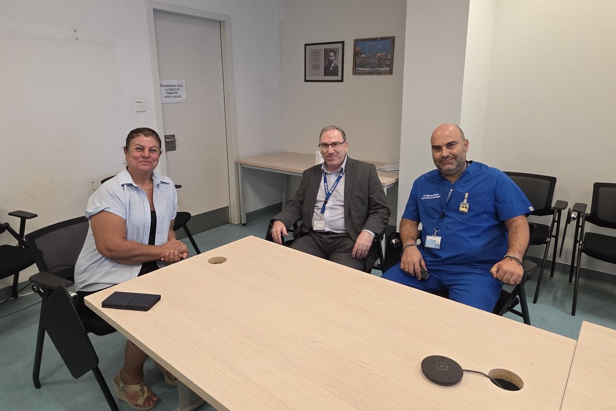 Promitheasliver's tweet image. ✅ Παραγωγική συνάντηση με τον Εκτ. Διευθυντή του Γ. Ν. Λευκωσίας @okypycy κ. Χρίστο Χρίστου, καθώς και με τον Προϊστάμενο του Ακτινολογικού Τμήματος, Δρ. Νεκτάριο Πούλλο. 

👉 Η Πρόεδρος μας ενημερώθηκε για τις εξειδικευμένες υπηρεσίες που παρέχονται προς τους ασθενείς ήπατος.