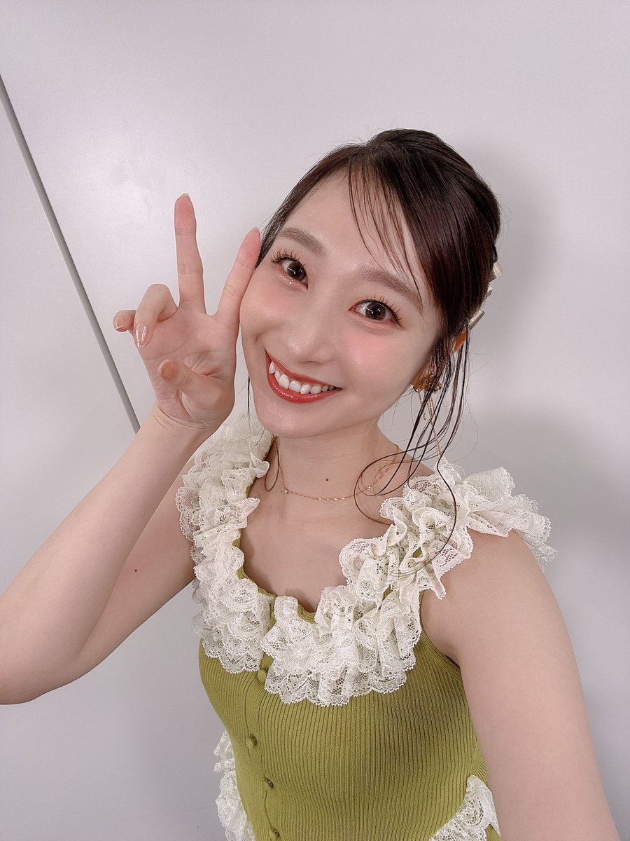 成奏がツーショットで告知してくれてた💞嬉しいな☺️♡☺️
#デレラジ ありがとうございましたっ！

ライブ後ほやほやで、思い出共有~！デレラジのおかげで何倍も色濃くなった🌈✴︎✨
半分打ち上げみたいな気持ちで楽しめたよ🥴
