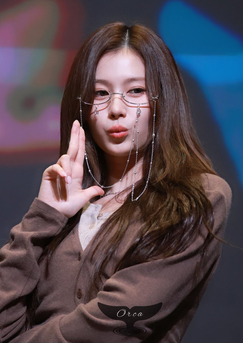 ฅ^•ﻌ•^ฅ tweet media
