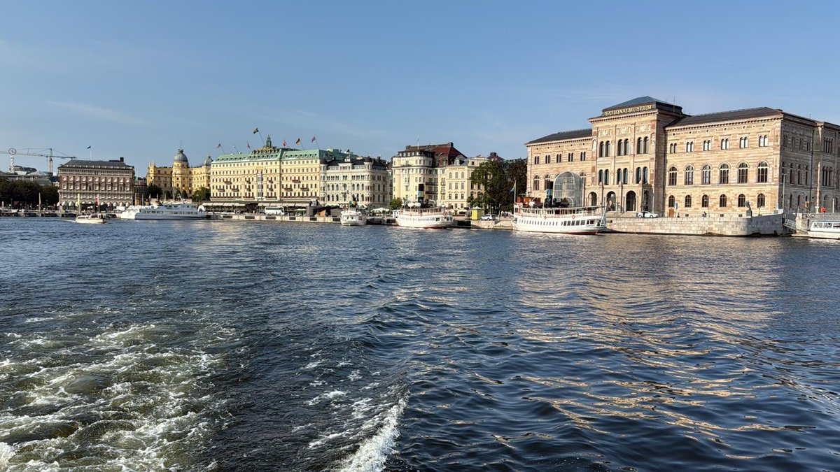 Richardadman's tweet photo. Holding onto summer in Stockholm https://t.co/oJmYJy4yFD