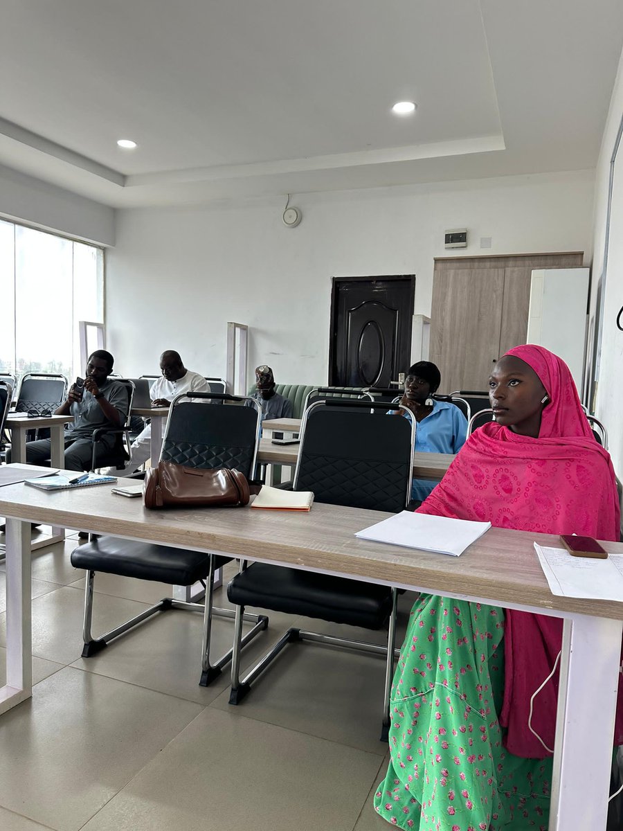 BYTESPARK_TECH's tweet image. Empowering the future. Last week Thursday, our team at Bytespark Tech participated in a capacity building training session that was both insightful and engaging. We&apos;re committed to continuous learning and growth.

#CapacityBuilding #TeamBytespark #TechExcellence