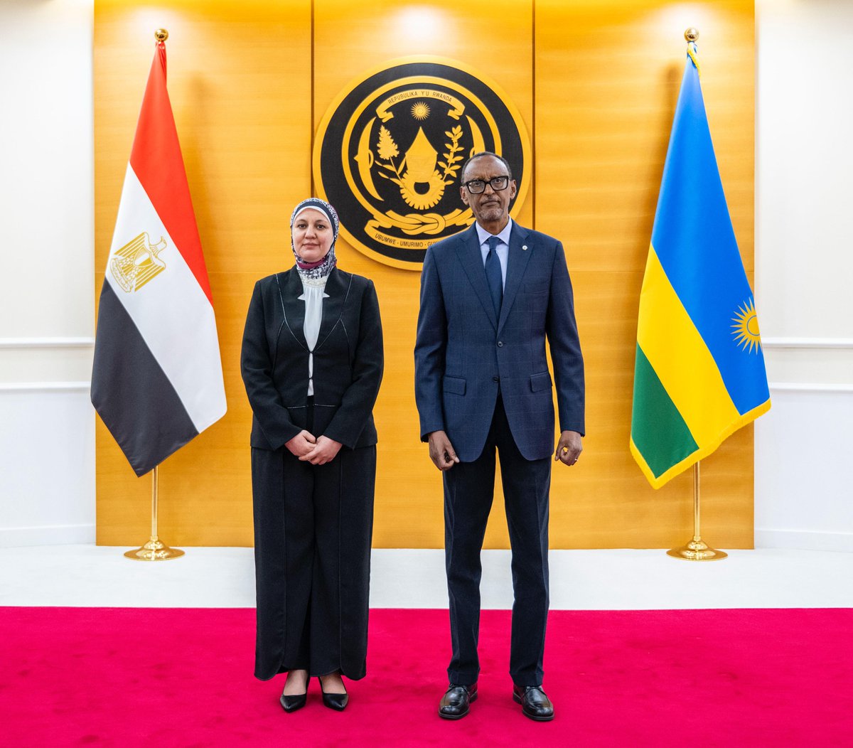 This afternoon at Urugwiro Village, President Kagame received letters of credence from the following newly accredited envoys:
🇩🇰 The Kingdom of Denmark - Ambassador Casper Stenger Jensen
🇧🇷 The Federative Republic of Brazil - Ambassador Irene Vida Gala
🇫🇷 French Republic -