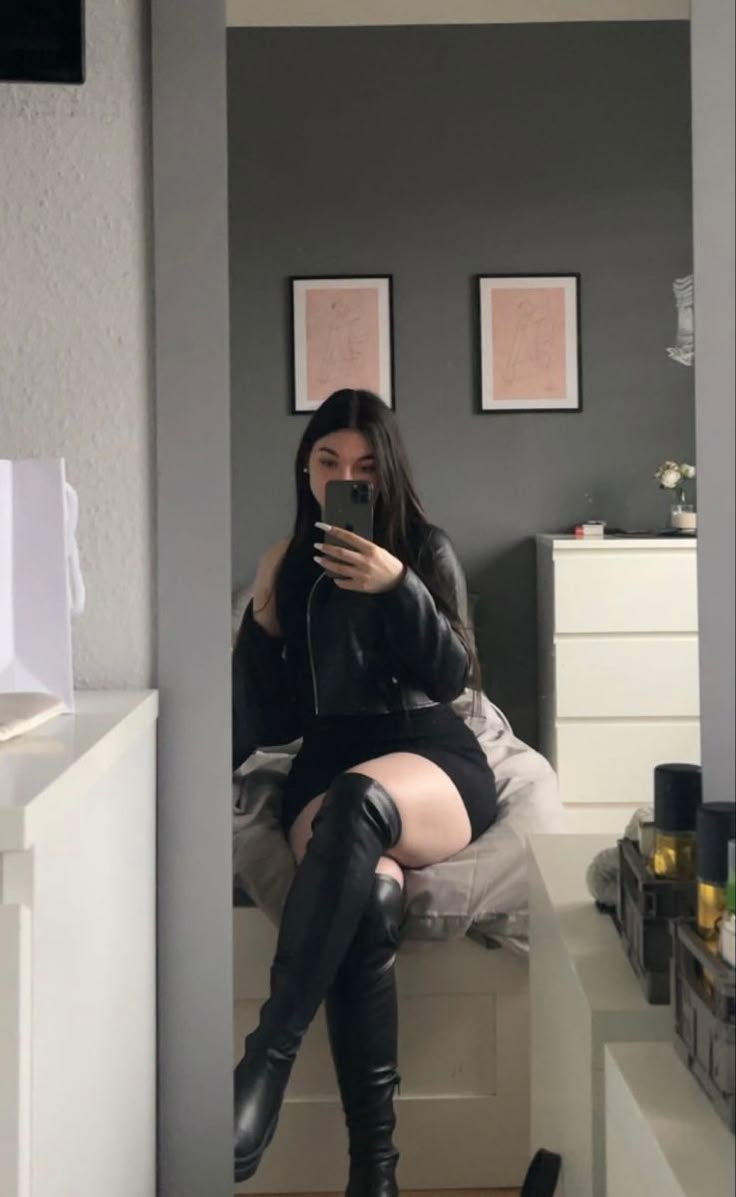 Ich will ein richtiges Beta Erziehungsprogramm starten :3
Geeignet für folgende Subs:
- kleiner Schwanz
- unter 170cm
- hässlich
- fett
- jungfrau
Ich traniere dir dein Ego ab &amp; bereite dich auf dein Sklavenleben vor.
Denn das ist die einzige realistische Zukunft für dich :)