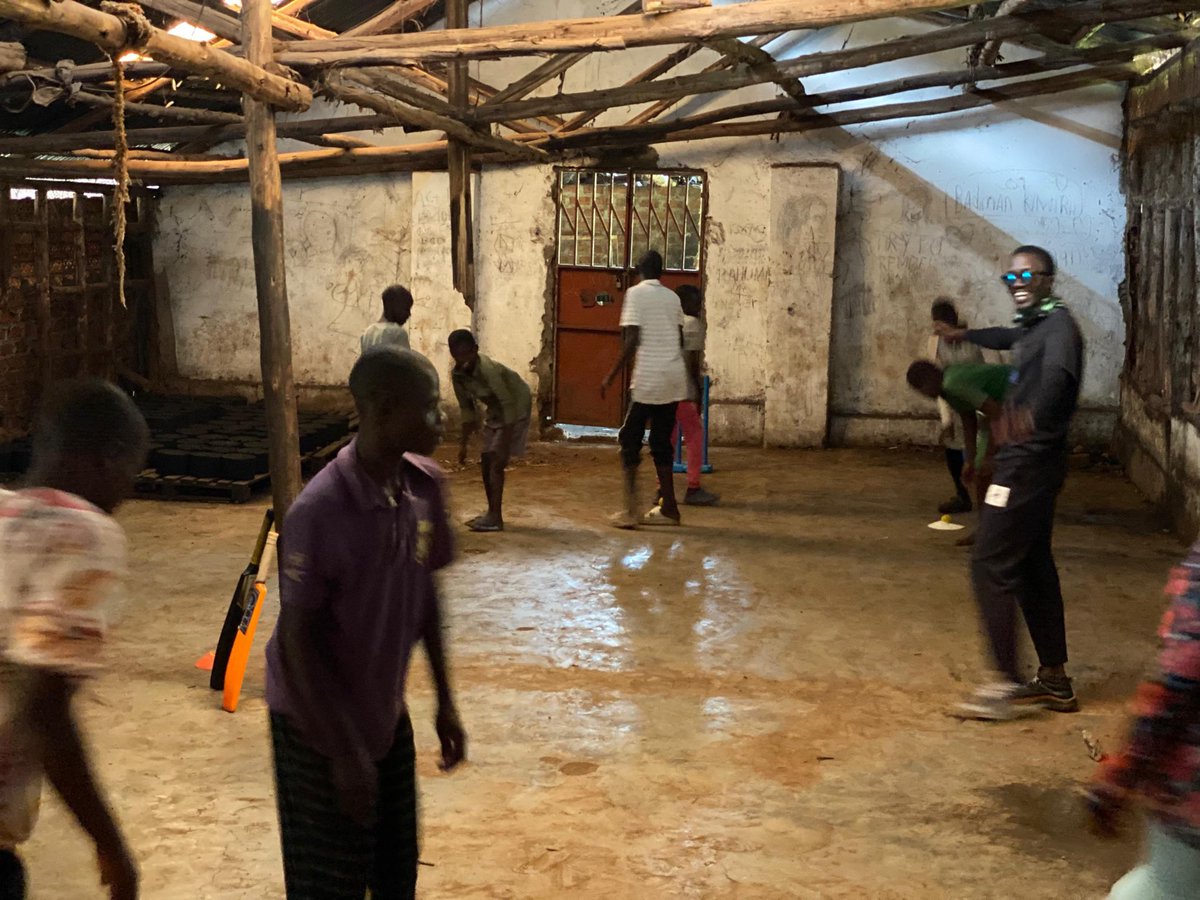 Indoor cricket with the young ones, thanks ⁦<a href="/SALVEint/">SALVE International</a>⁩ ⁦<a href="/CWBglobal/">Cricket Without Boundaries</a>⁩ for the reach outs and support