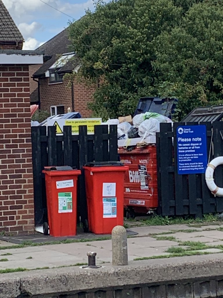 Cornish Meads tweet media