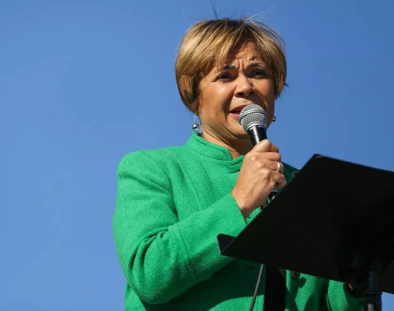 PhillyPILive's tweet photo. Charlotte Mayor Vi Lyles @CLTMayor says light rail murderer must be "treated with the same compassion, diligence and commitment as cancer or heart disease." #IrynaZarutska #ViLyles vote for challenger Maginnis for Mayor of Charlotte (@Maginnis4mayor) / X #CharlotteNC https://t.co/sULKGD3Gcj
