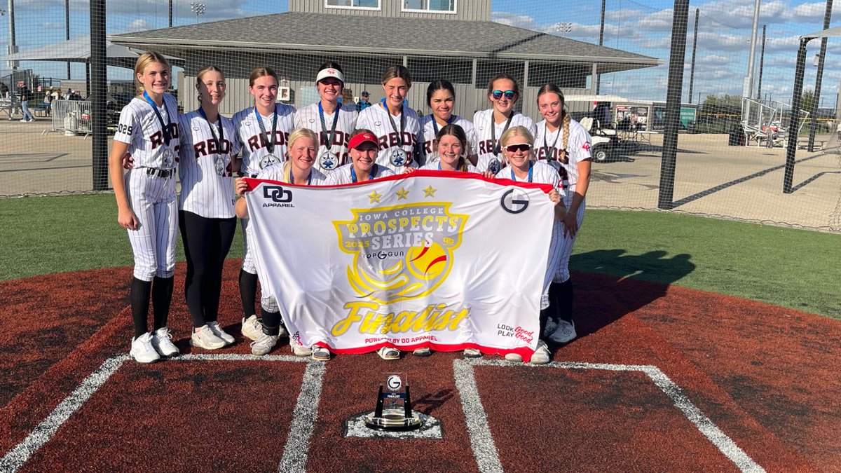 Congratulations to the Top Gun Iowa College Prospect Series- 16u Champion and Finalist.

Iowa Aries CE Fire Black, took the championship title and Cedar Rapids Reds Neal was our 16u finalist!