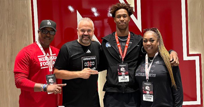 Elite EDGE KJ Green visited Nebraska for the first time over the weekend and Matt Rhule’s program made a big move in his recruitment. 

The latest: on3.com/rivals/news/ne…