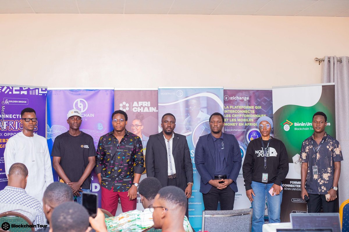 houefaadz10's tweet photo. Samedi dernier, j'ai eu la chance de participer à une masterclass Web3 dédié à la création de startups en Afrique.
#BlockchainTour
#StartupWeb3 https://t.co/DmnylTpk97
