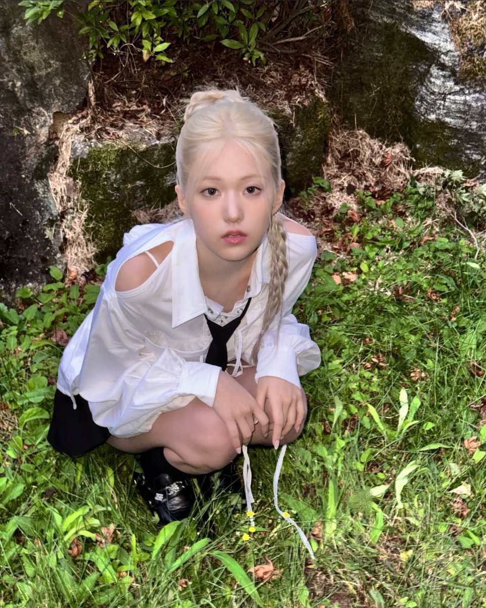 jjing714's tweet photo. 나 금발 윤지윤 봐야 되는데 https://t.co/MK3Jn73DtE