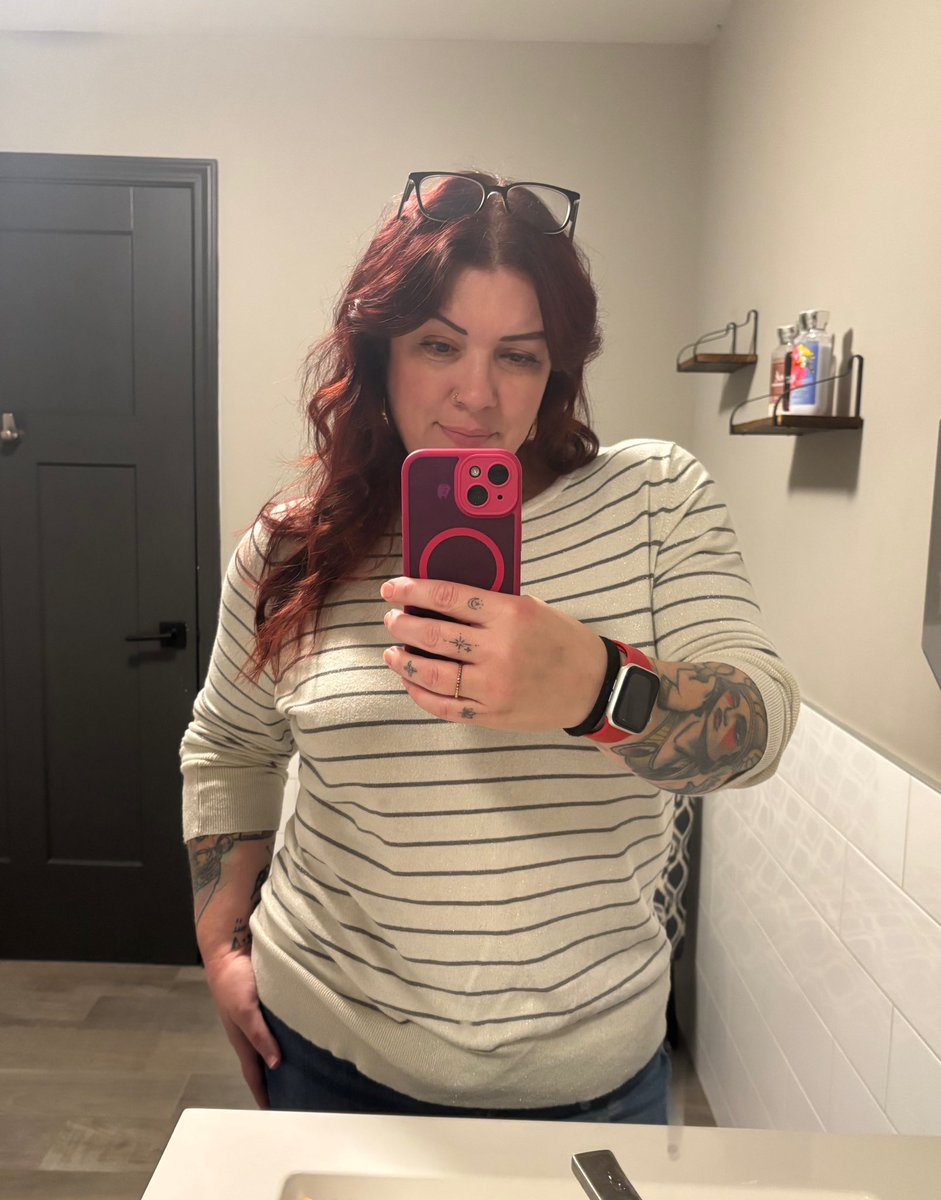 PracticalBedlam's tweet image. Not even 11 in the morning and today is an absolute clusterfuck. Happy Monday!