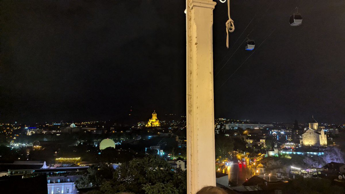 Адда tweet media