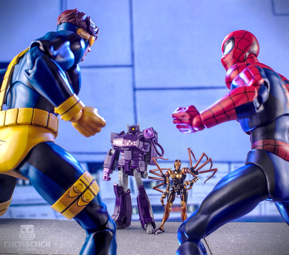 chchchch1tf's tweet photo. "At least it's a fair fight...?"

#Transformers #TFTOYの面白さを伝え隊 #toyphotography #SpiderMan #XMen https://t.co/9TaucPPV9k