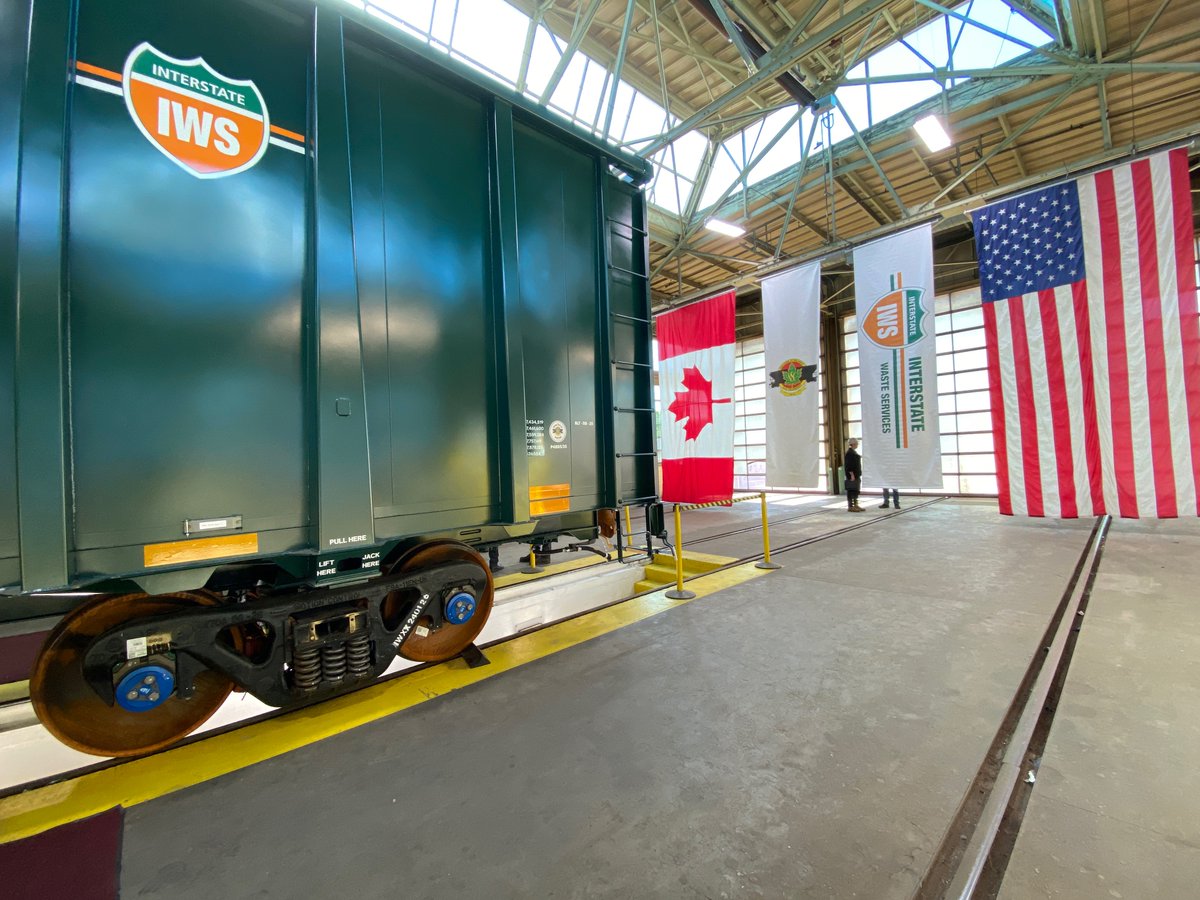 We just can't get over that fresh IWS green on our new gondolas, making #WasteByRail not only sustainable, but stylish too! 🤩♻️
#InterstateWasteServices #InterstateWaste #ActionCarting #ActionEnvironmental #Sustainability #Rail #RailCar #IWSGreen #GoGreen
