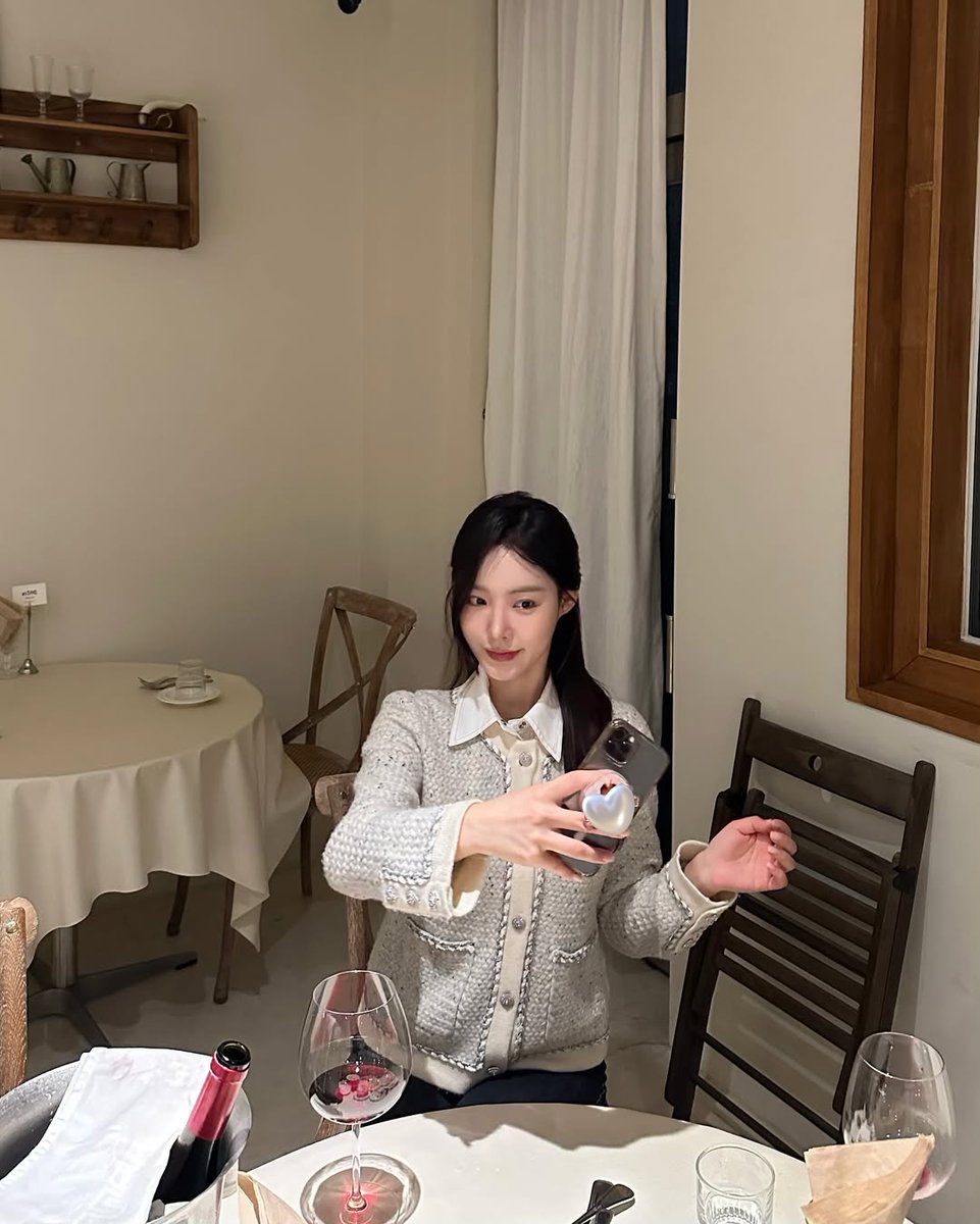 안녕하세요 20대외로운여자구요 외로운사람끼리만나서 인연을 맺어요   텔레그램 t.me/aoslwj88
#DJ놀이 #charlixcx #물이좋아 #Equality