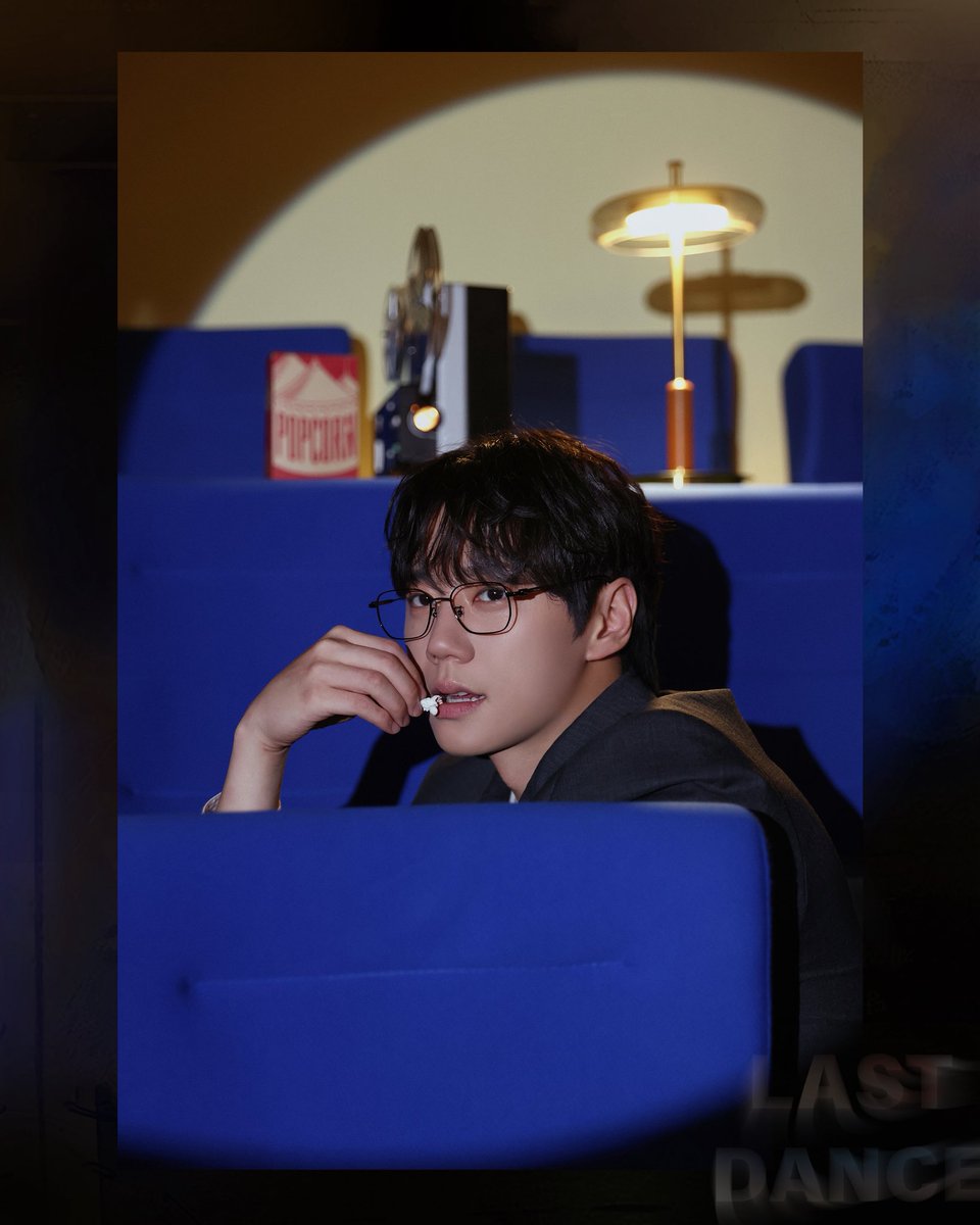 [💿] #이준영

이준영 (LEE JUN YOUNG)
1st Mini Album [LAST DANCE]

Concept Photo #2

Release on
🎵 2025.09.22 6PM (KST) 

#이준영 #LEEJUNYOUNG
#1ST_MINI_ALBUM
#LAST_DANCE
#20250922_6PM
#빌리언스 #BILLIONS