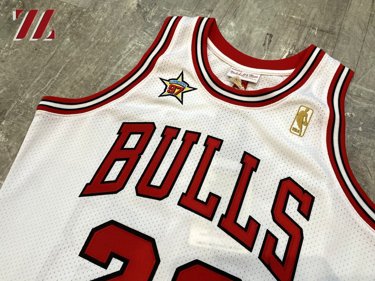 SuccezZTheStore tweet media