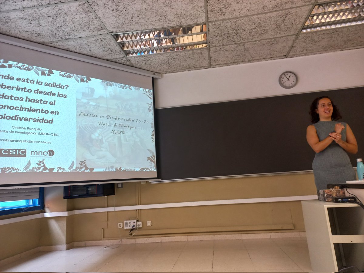mBioDivUAM's tweet photo. Empezamos fuerte el máster este curso con una excelente ponente! @CrisRonquillo91 nos ilustra sobre las consideraciones a tener en cuenta con el uso de datos en Biodiversidad https://t.co/A0js3tzoUu