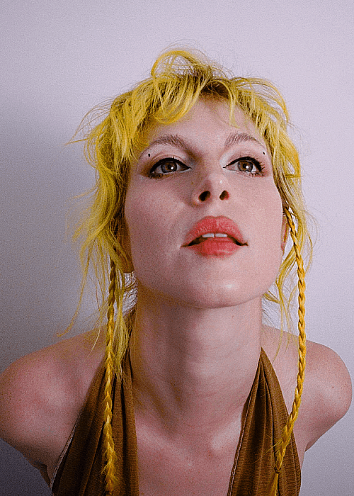 picsofhayley's tweet photo. 📷hayley williams photographed by zachary gray for the face magazine (2025) https://t.co/MpmuPRzuqB