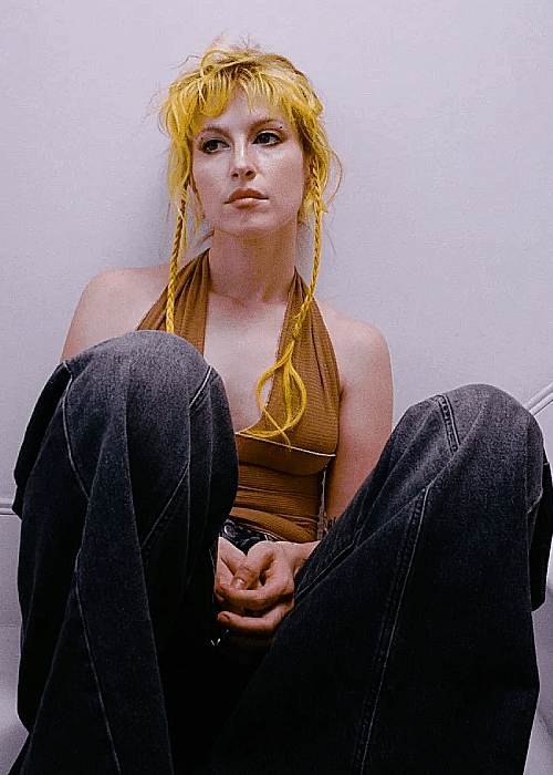 picsofhayley's tweet photo. 📷hayley williams photographed by zachary gray for the face magazine (2025) https://t.co/MpmuPRzuqB