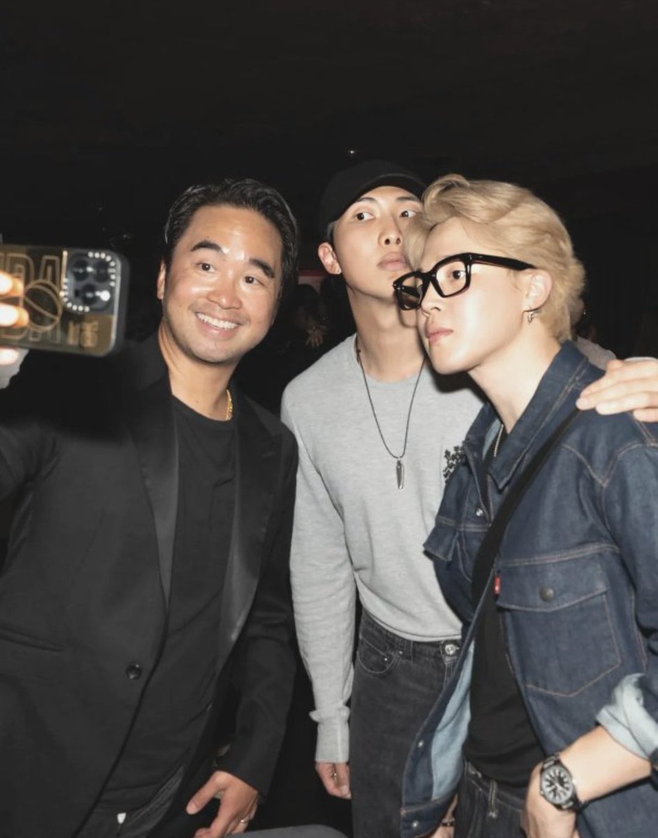 JİMİN NAMJOON😫 BU DURUŞ BU POZ NE ÖLÜRÜM SİZE