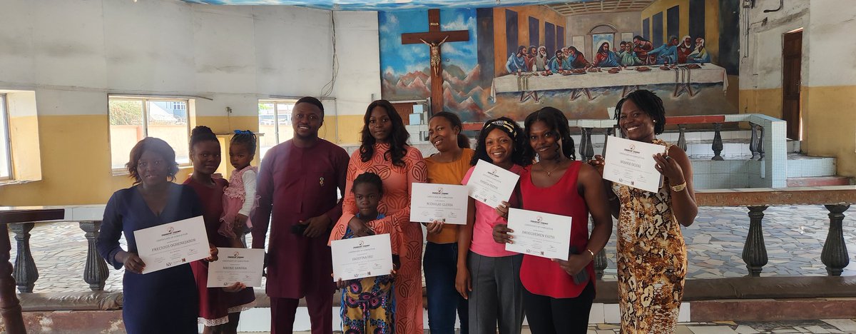 dr_kafoundation's tweet image. Wig Making
“Congratulations to our Wig Making mentees! 🎉 
1)

Your creativity and dedication have blossomed into beautiful skills. May your craft open doors of opportunity for you. 👏✨ #Empower2Empower #Graduation2025 #WigMaking”